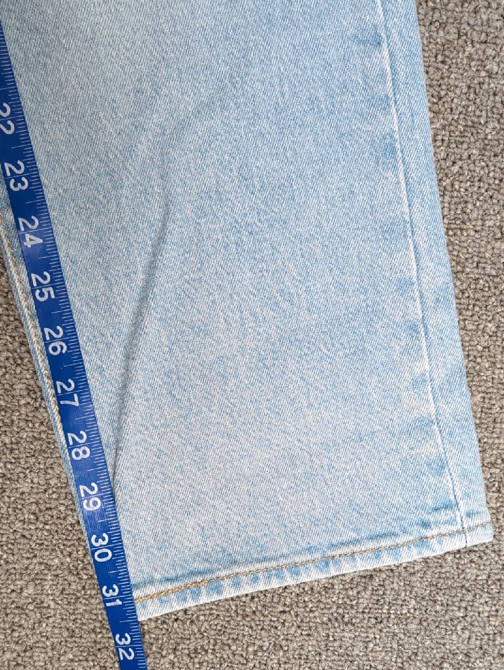 NWT Levi's 501 Original Fit Jeans, 32x32, Light Wash - Stretch Denim - Picture 10 of 10